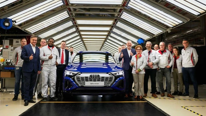 produktion-des-audi-q8-e-tron-in-brussel.jpg!720