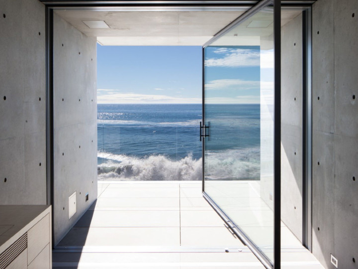 Kanye-West-Malibu-Beach-House-Tadao-Ando-1200x900.jpg!720