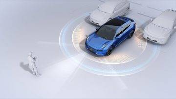 极氪发布百万级轿跑 001 FR,零百 2.07 秒,快过 Model S Plaid | 爱范儿