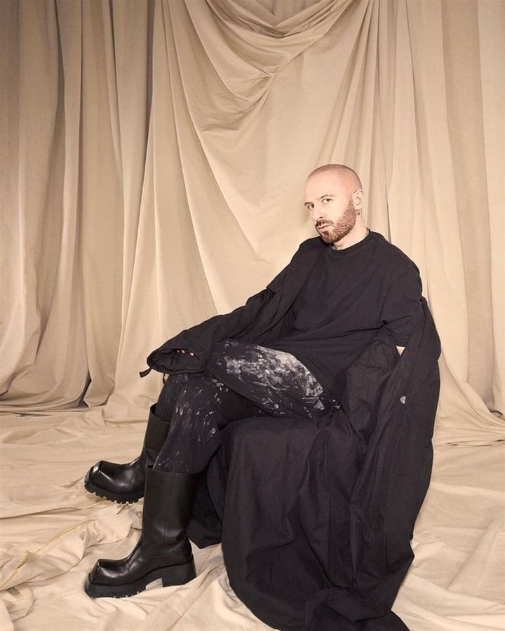 Demna-Gvasalia.jpeg!720