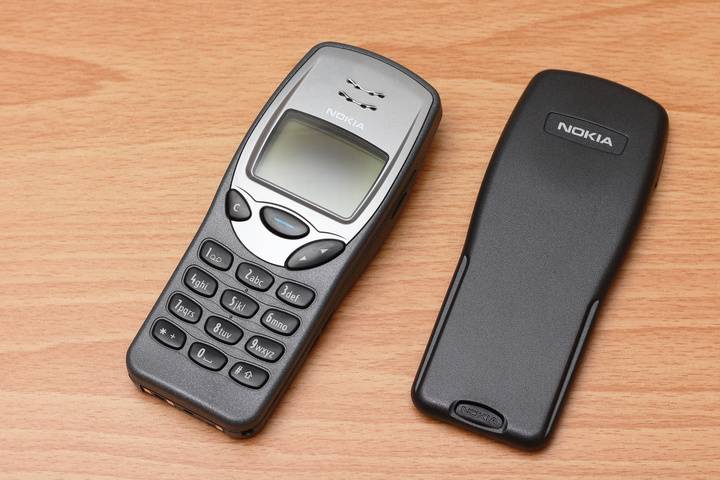 Wir schreiben das Jahr 2024, aber Nokia hat ein Telefon aus dem Jahr 1999 erneut auf den Markt gebracht - 3210