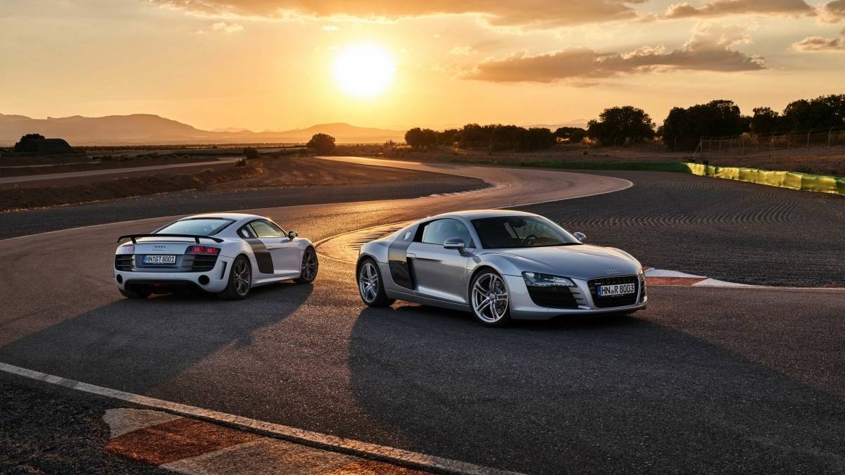 Der Audi R8 verzichtet auf reinen Elektroantrieb und kehrt in Hybridform zurück - R8 0 2