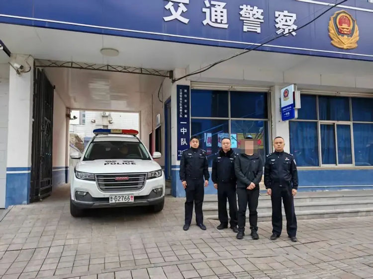 当零百2 秒成为新常态，我们亟需一本「高性能车驾照」 | 爱范儿