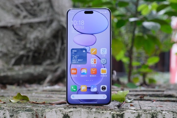 4 front display