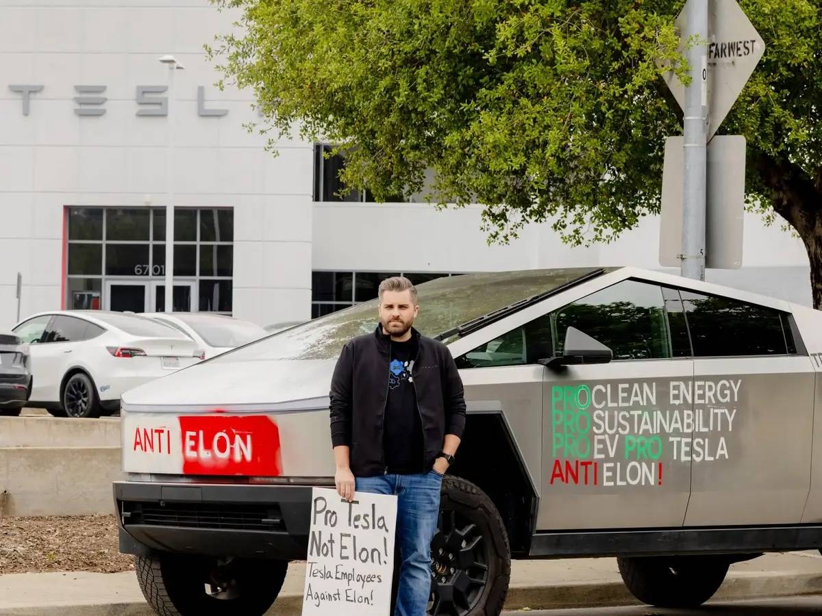 Panzer zerschmetterten Tesla, Mitarbeiter zwangen Musk, ihn zu verdrängen, und die Person, die das Problem angesprochen hatte, wurde aufgeklärt - asfga