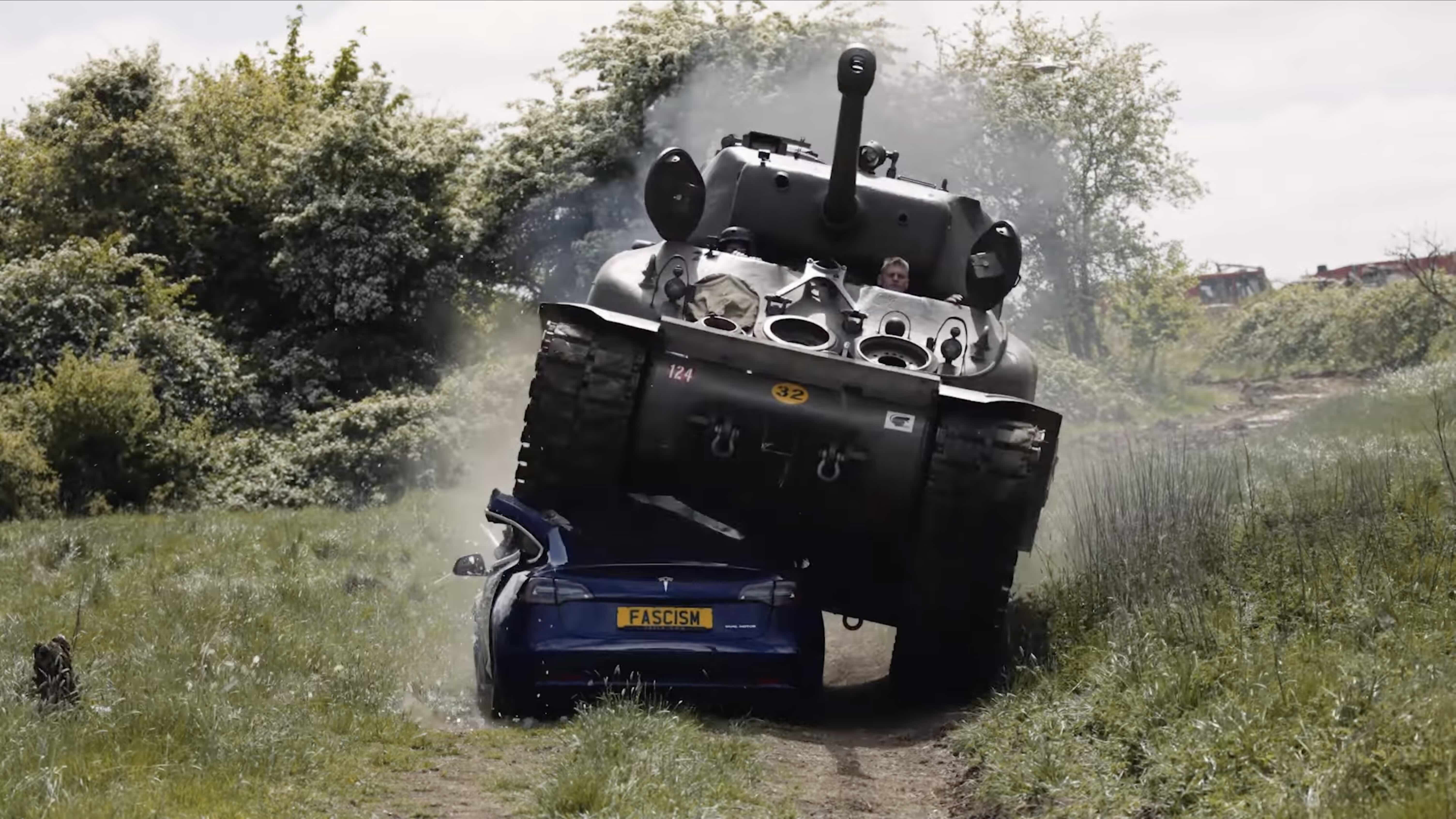 Panzer zerschmetterten Tesla, Mitarbeiter zwangen Musk, ihn zu verdrängen, und die Person, die das Problem angesprochen hatte, wurde aufgeklärt - sdgv