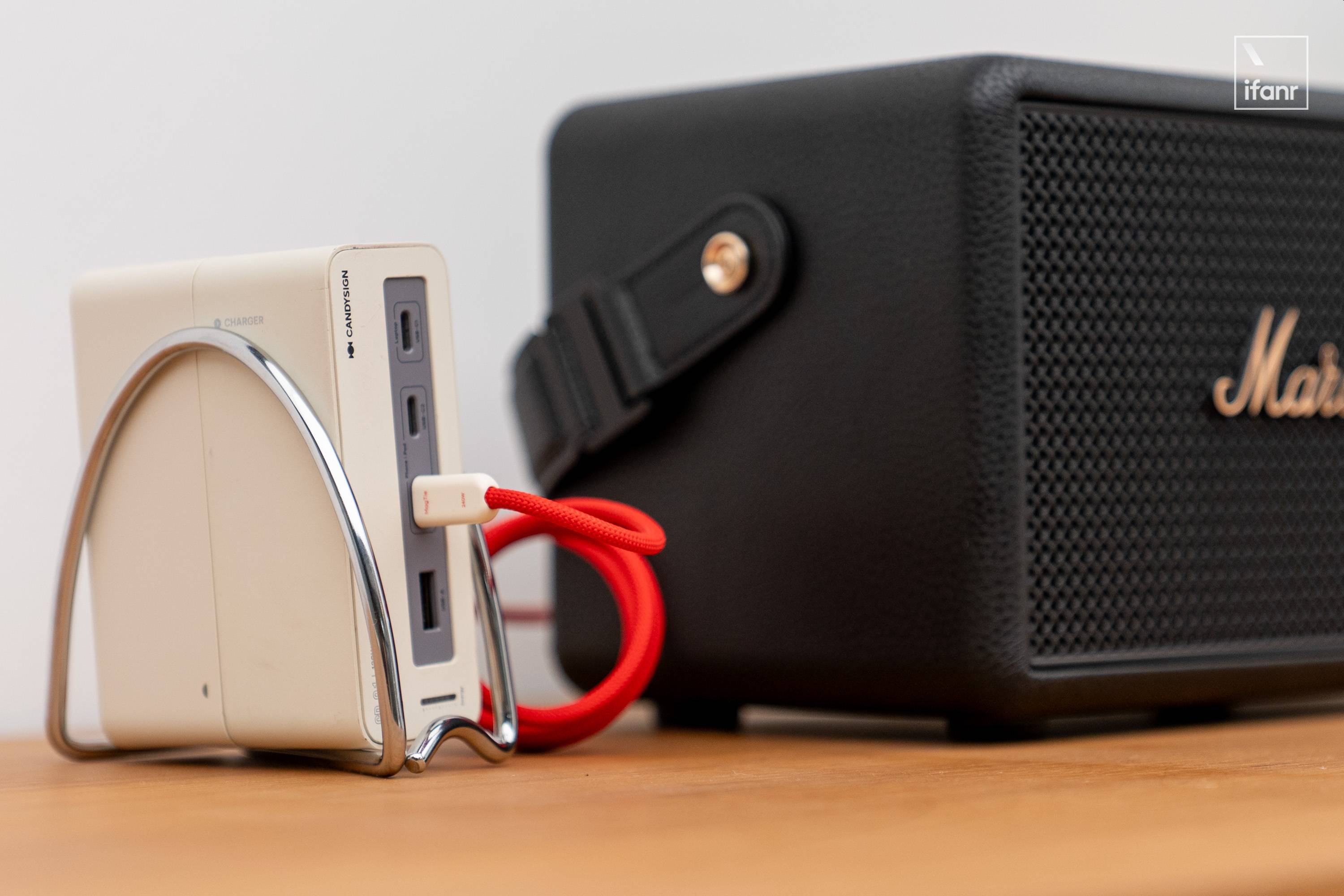 Marshall Kilburn III im Test: 50 Stunden ultralange Akkulaufzeit, ein solides Upgrade unter dem Attribut „tragbarer Lautsprecher“ - 12KilburnIII304449
