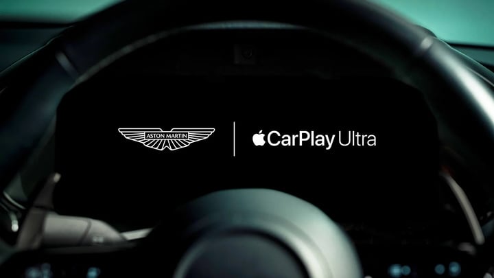 Aston Martin Apple CarPlay Ultra 02