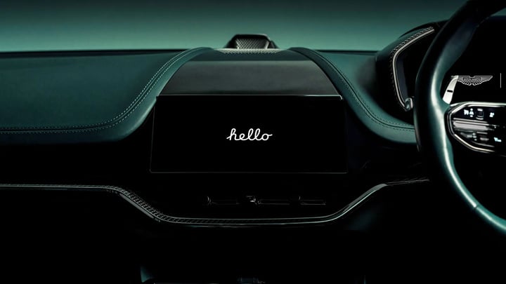 Aston Martin Apple CarPlay Ultra 03
