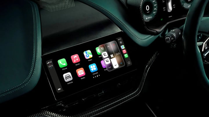 Aston Martin Apple CarPlay Ultra 07