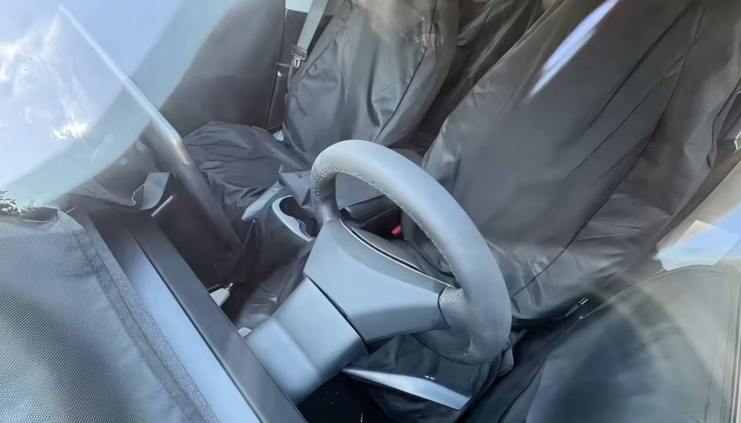Tesla plant den Bau eines 150.000 Yuan teuren Model Y und reduziert dabei die Konfigurationen, wo immer möglich - b7298302 90e6 4b68 904b 694d47115388