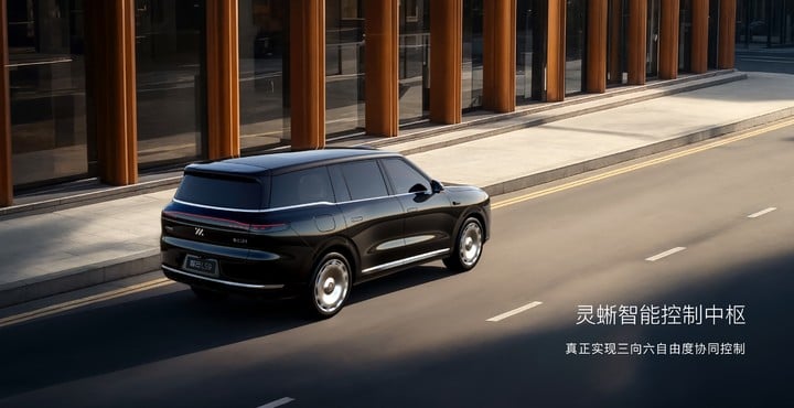 能淋浴、有地暖,上汽最强旗舰智己 LS9 上市, 32.28 万元起 12 27