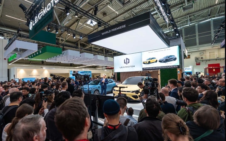 Xnip2025 11 07 21 21 55