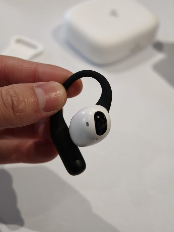 lightwear1 e1766630260117